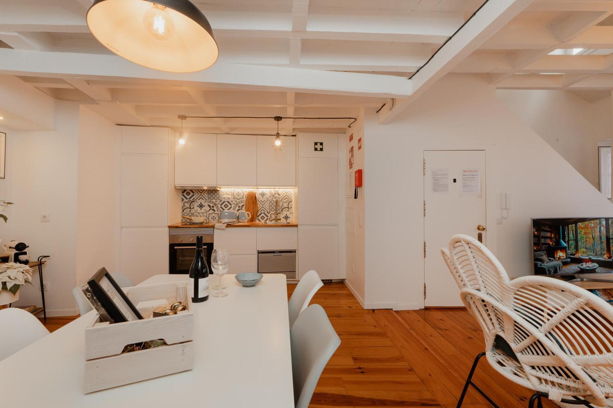 Appartement Stylish Getaway In A Mezzanine Flat By The Castle Lisboa