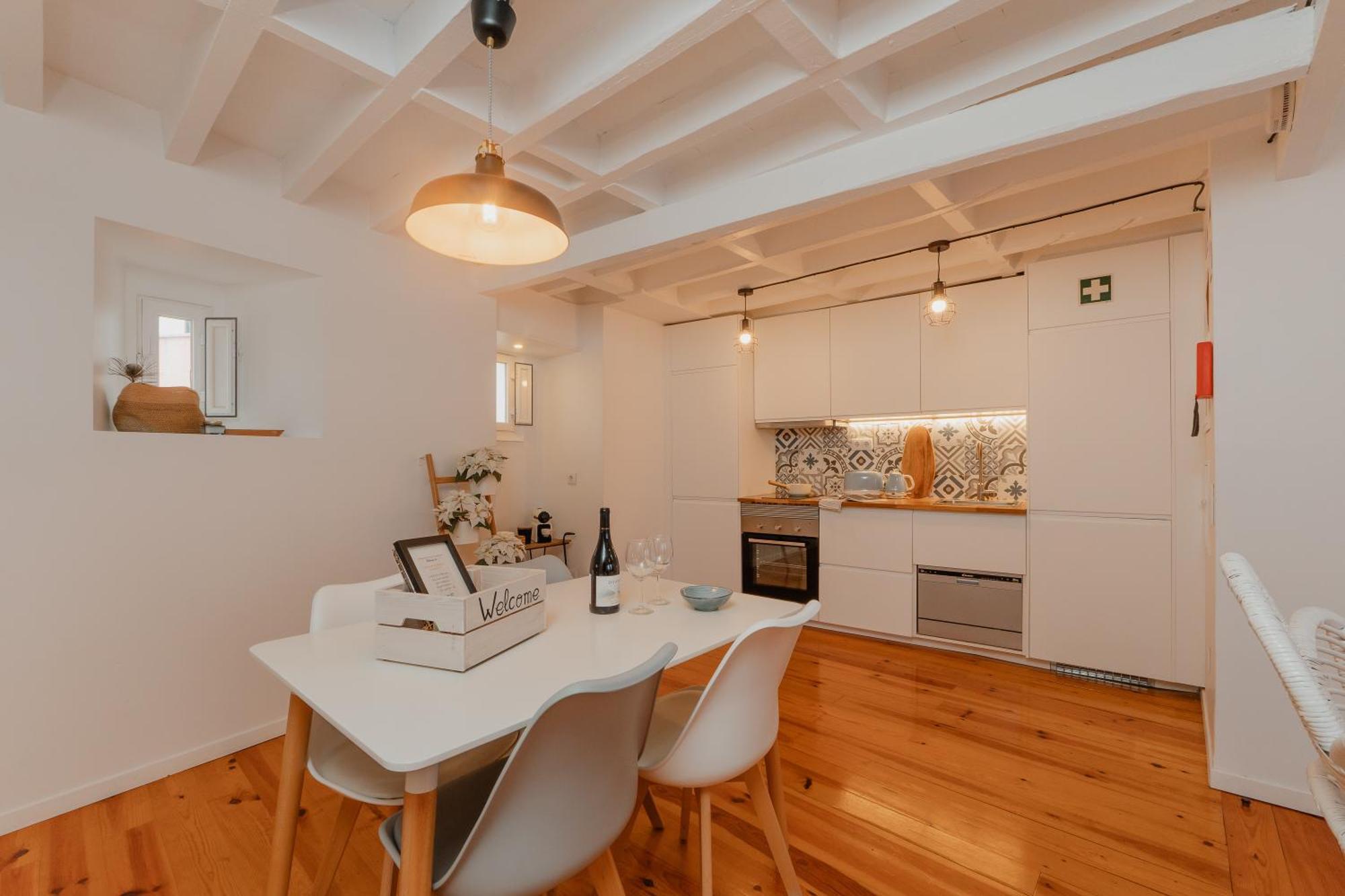 Stylish Getaway In A Mezzanine Flat By The Castle Appartement *